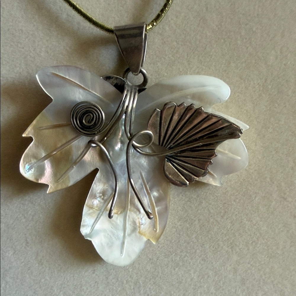 Elegant Mother of Pearl / Sterling Silver Leaf Pendant Necklace
